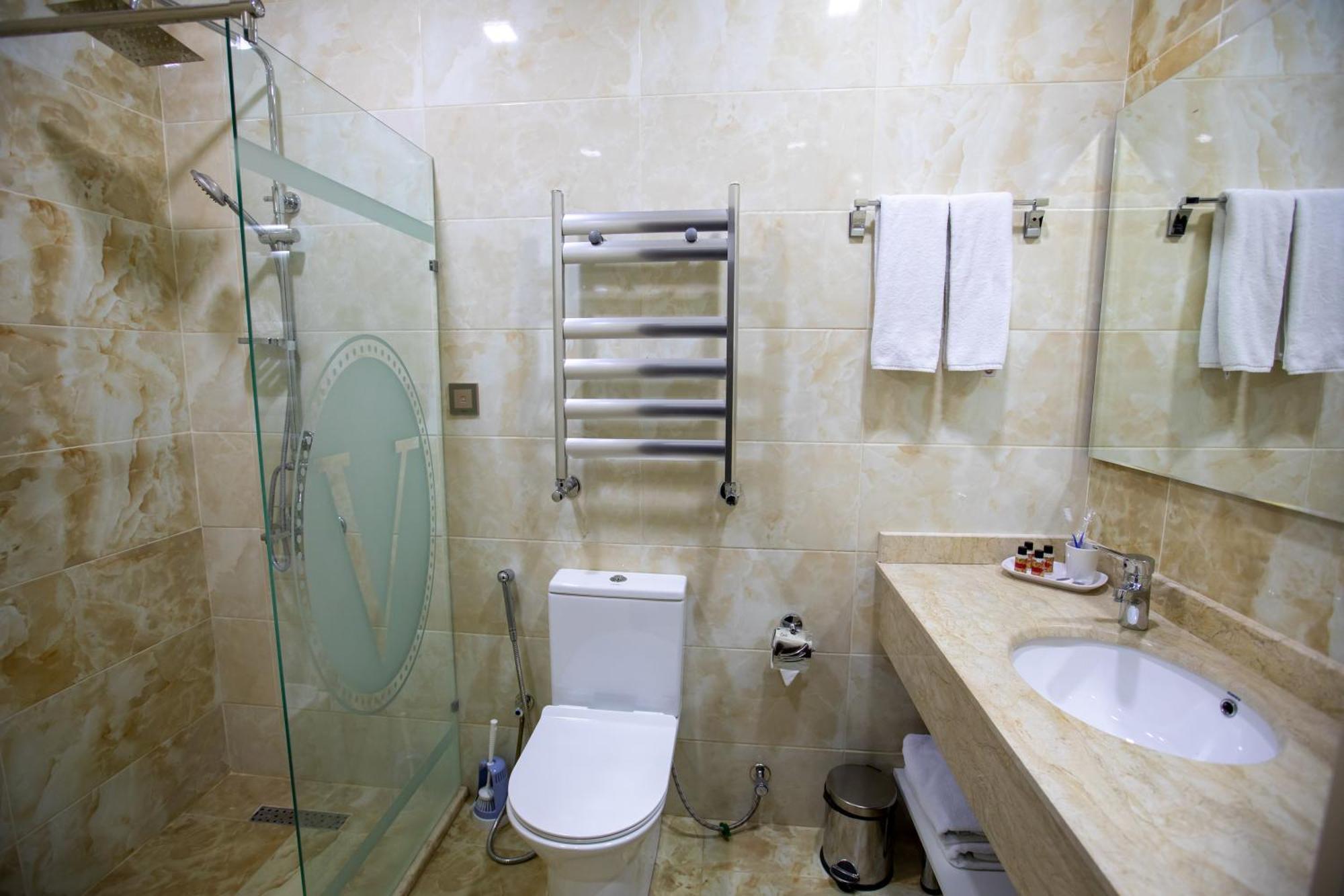 Volga Hotel Баку Экстерьер фото